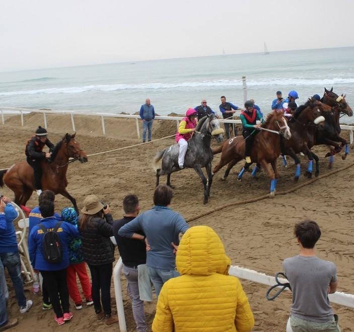 Sarà il fantino d’oro Tittia l’ospite allo show del Palio 