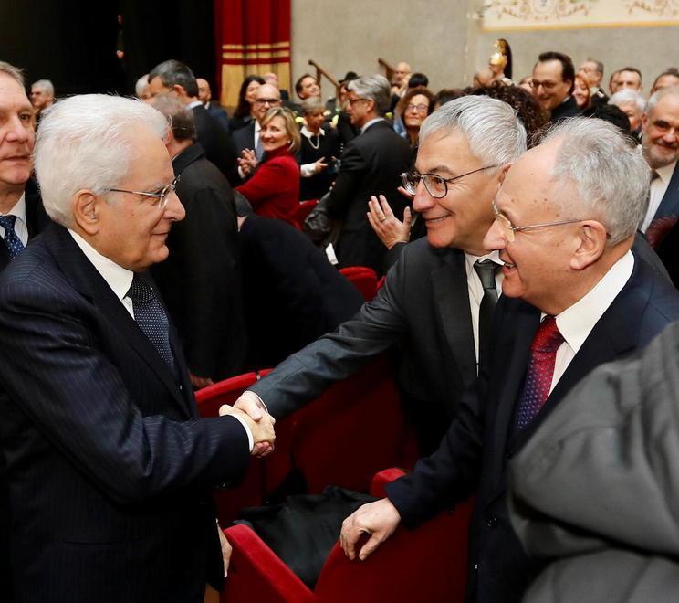 Le firme per la Rotonda a Ciampi donate al presidente Mattarella 
