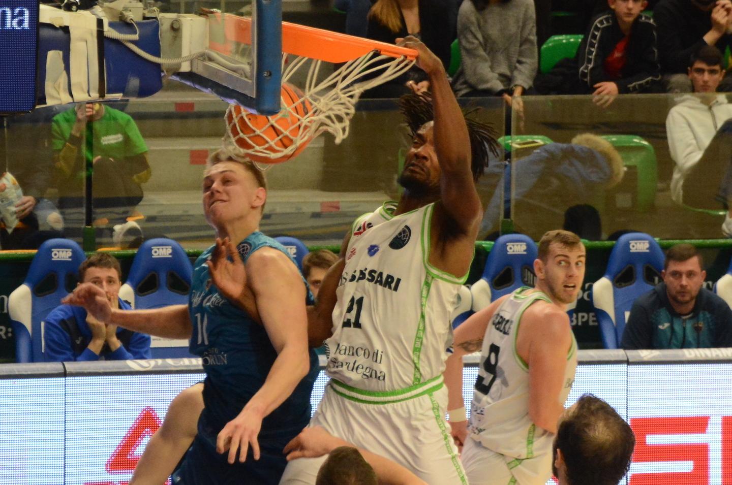 La Dinamo mostra i muscoli «Adesso tocca a Pesaro» 