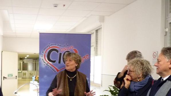 Antonella Bonvicini all'inaugurazione dell'elettrocardiografo