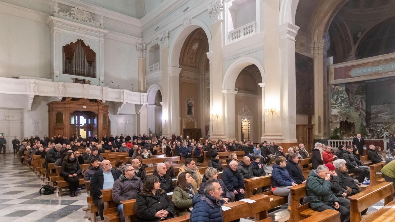 Tanta gente per l'addio a Marco Cavallari