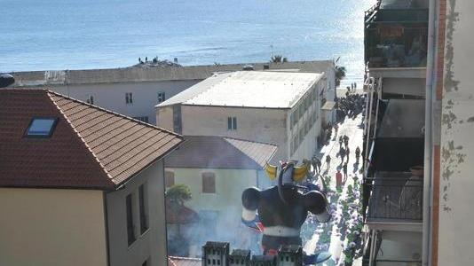 Bozzetti e reginette, il Carnevale si presenta