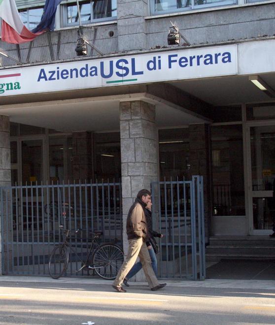 Pochi epidemiologi avviso pubblico riaperto