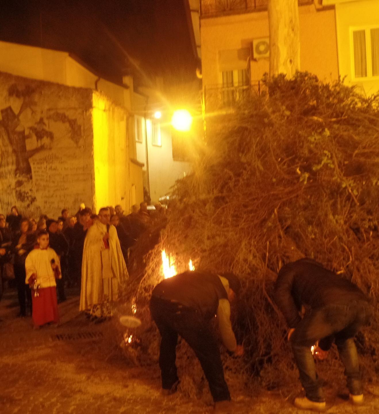 I riti attorno a “su punteddu” in onore di Sant’Antonio abate 