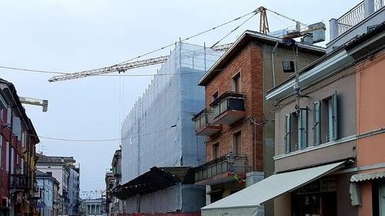 Vede i ladri e spara in alto. Un 83enne di San Felice adesso è indagato