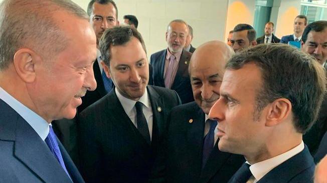 Libia: Macron, basta siriani filo-turchi