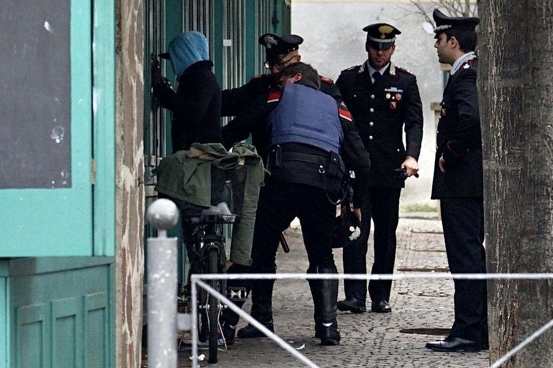 Meno baracchine in piazza Garibaldi, piace ai residenti il piano del Comune 
