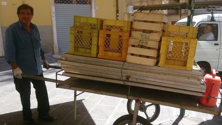 Addio dopo trent’anni al banco di frutta dello storico Bertini