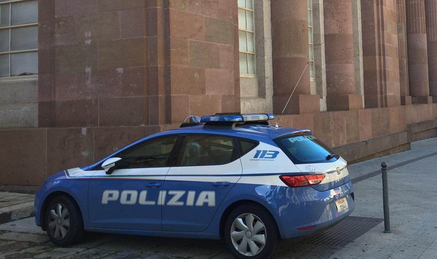 Truffe online, due denunce della polizia