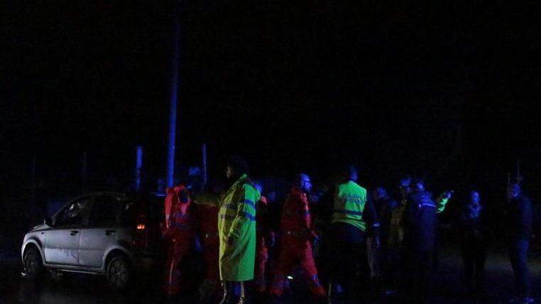 Sul viale della Resistenza al buio si è sfiorata un’altra tragedia