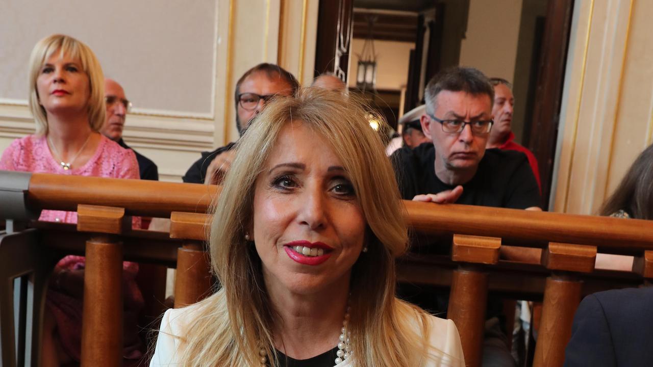 «Minacce e insulti sessisti alla consigliera Pd», Lucetti fa querela per il post di Perini