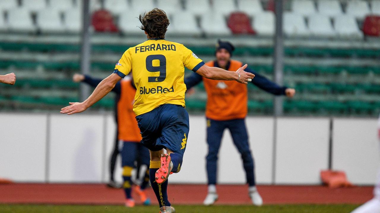 Ferrario: «Il gol una liberazione. Se resto al Modena? Ancora non lo so»