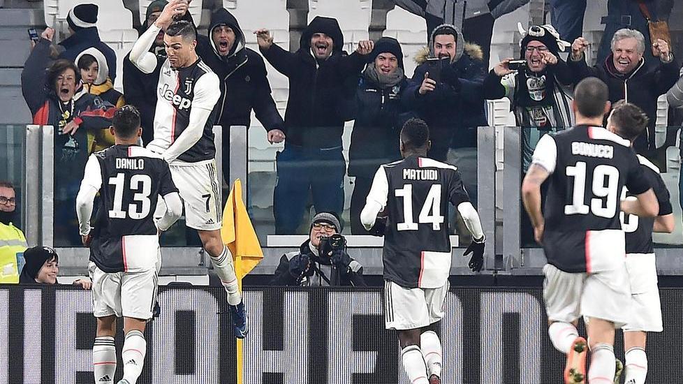 Due lampi di CR7 nel grigio Juve bruttina ma in fuga