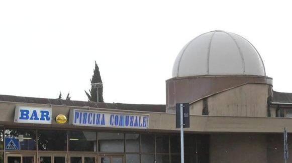 Si apre un buco da 400mila euro per il Comune alla voce “piscina”