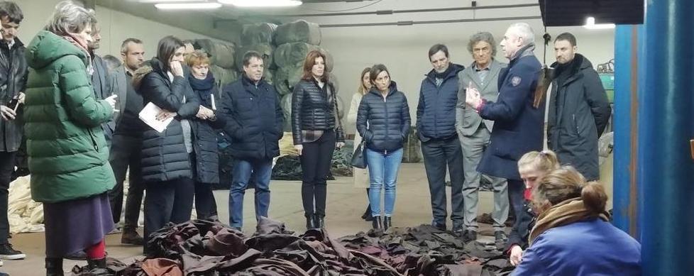 Ministero dell’ambiente e delegazione Ispra in visita al distretto tessile