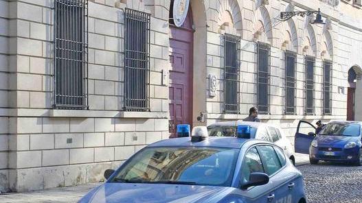 Estrae l’arma dopo un diverbio Denunciato per minacce