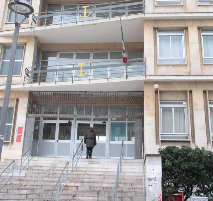 Aule fredde al Nautico gli studenti tornano a casa 