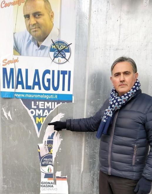 Strappati da vandali i cartelli elettorali di Lega e Fratelli d’Italia 