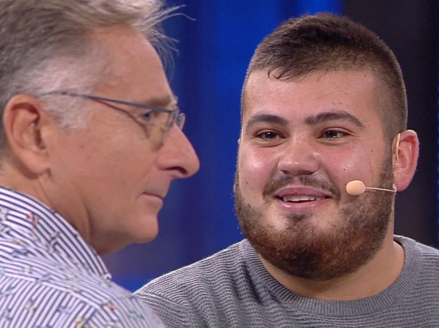 Il pastore e Bonolis: «Il mio “frastimo” in diretta solo per rubare un sorriso» 