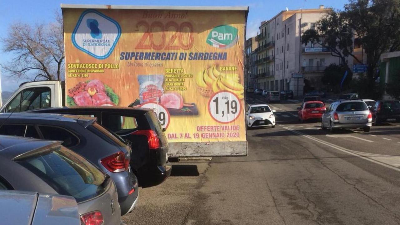 Camion vela e pericoli per il traffico