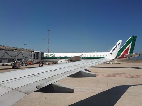 Solinas: "Proroga continuità aerea legata al nuovo bando"