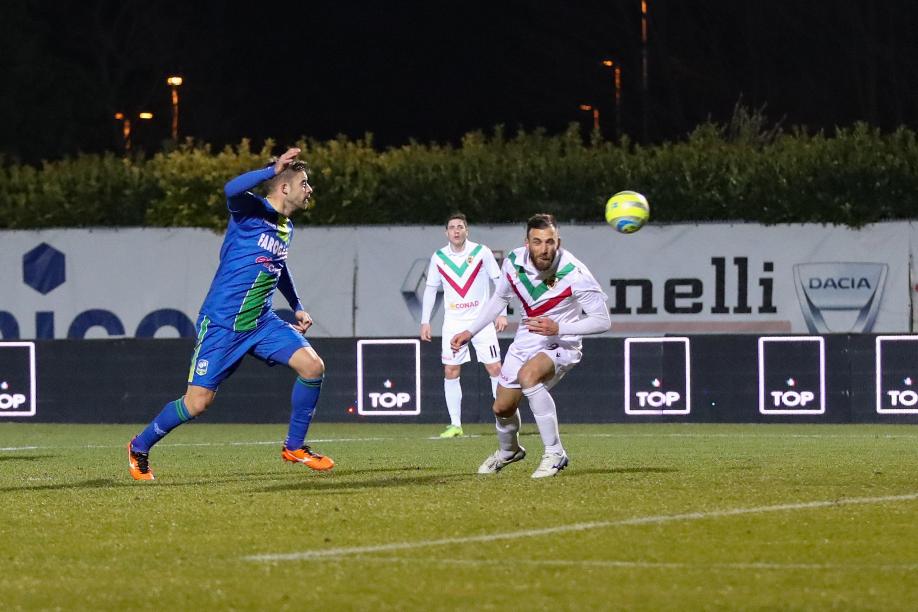 Reggiana, che peccato: avanti con Scappini, poi regala il gol alla Feralpi 