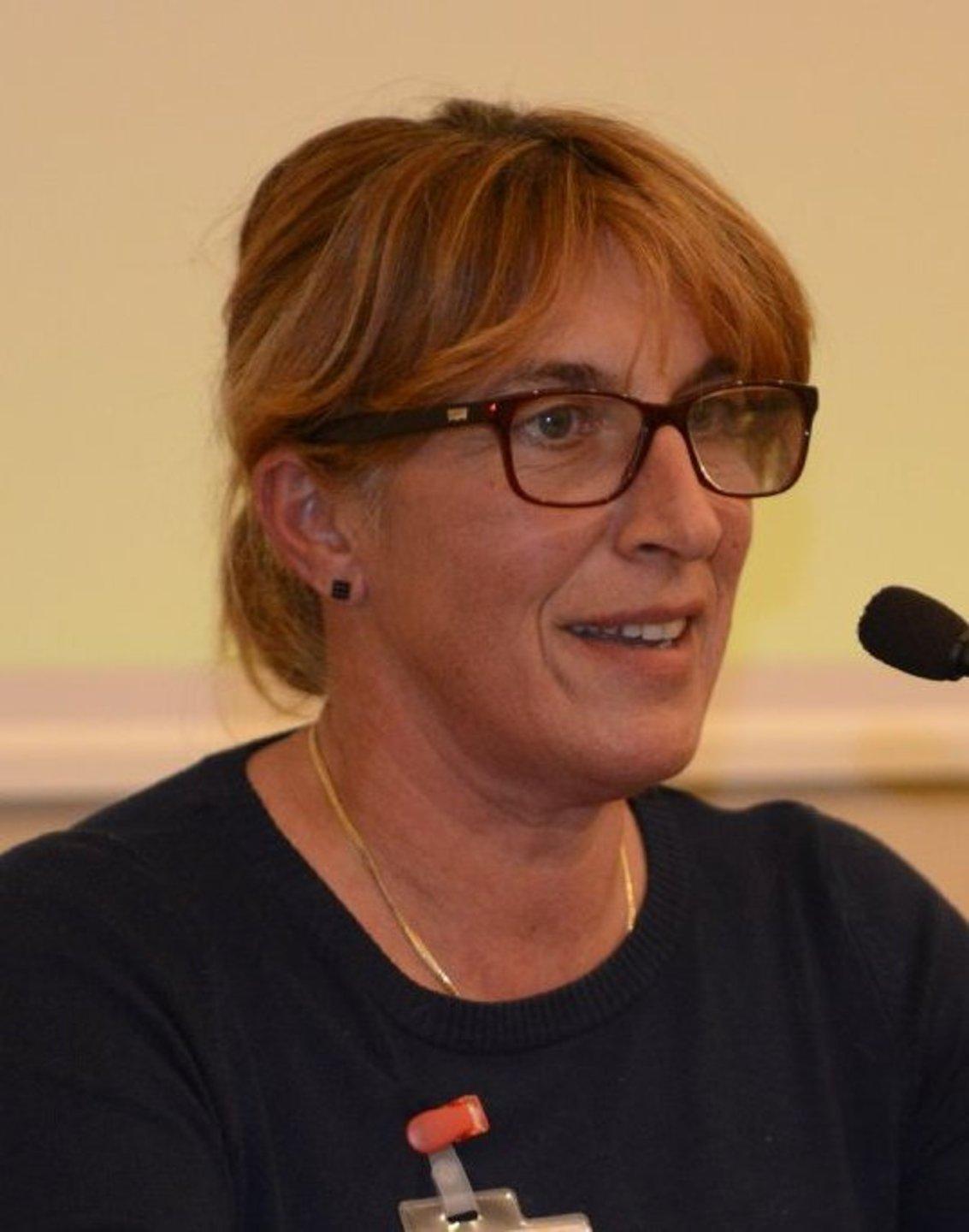 Cocco: tanti benefici, ma servono controlli