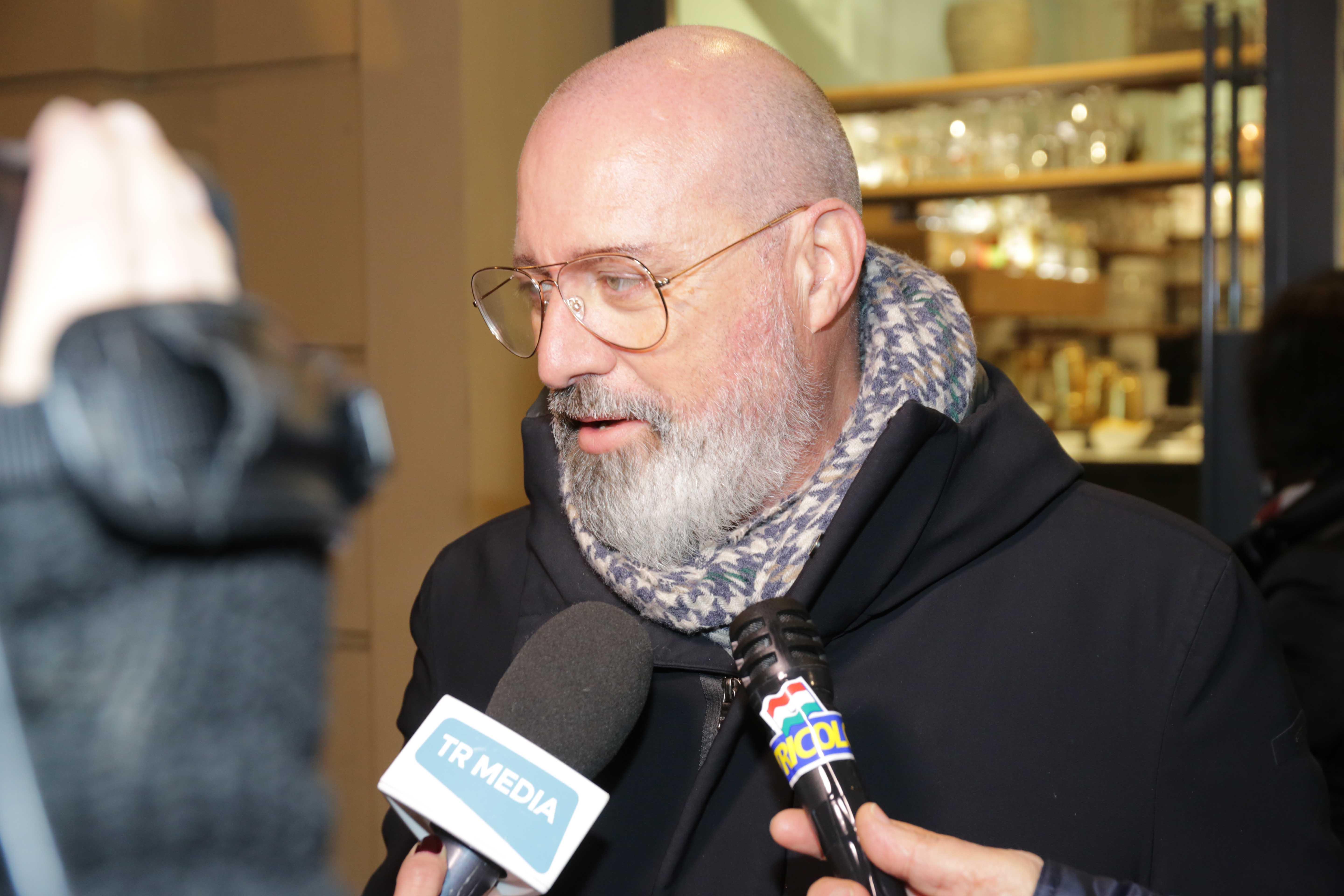 La proposta di Bonaccini: bus e treni gratis a tutti gli studenti emiliani 