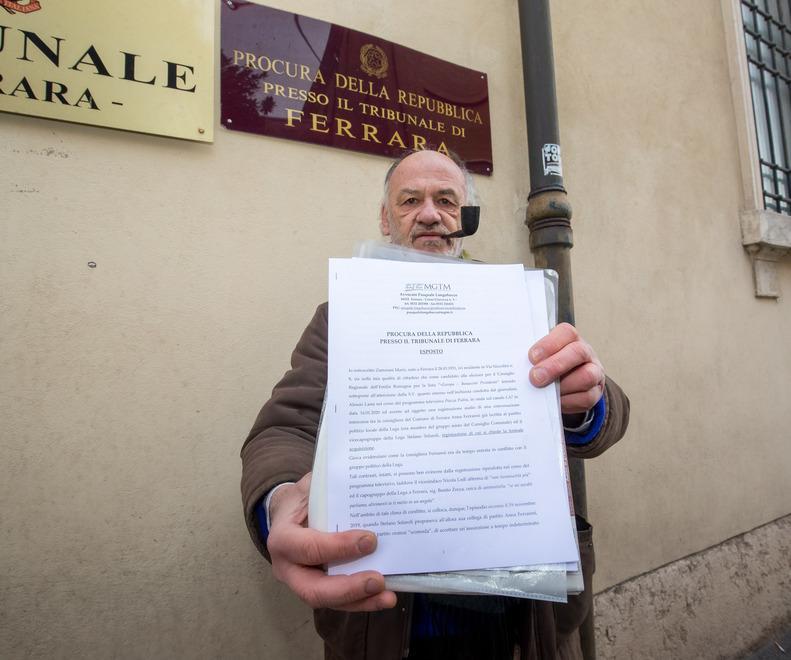 Lavoro in cambio di dimissioni,  Zamorani va in procura dai magistrati: «Valutino se Solaroli ha violato la legge» 