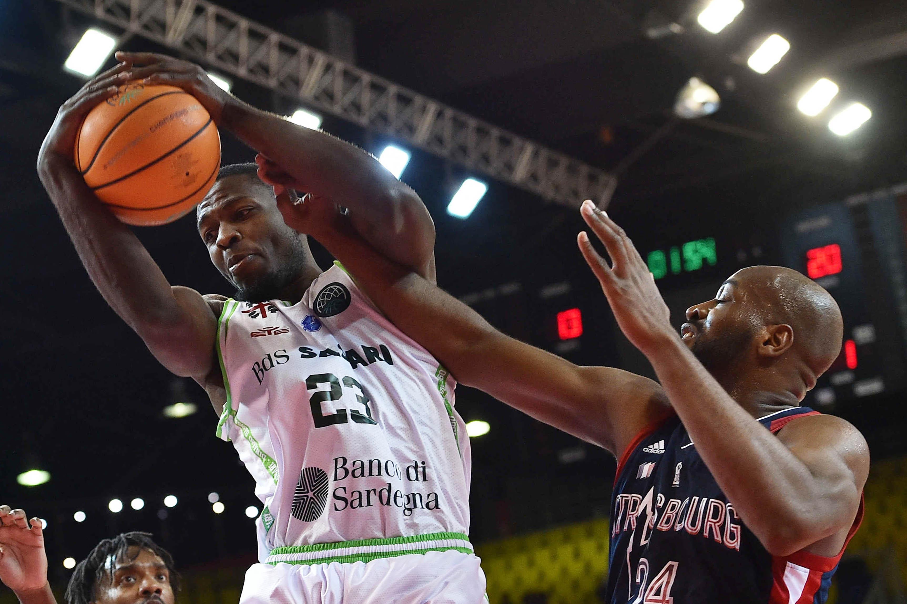 Un rimbalzo catturato dal neo acquisto Coleby