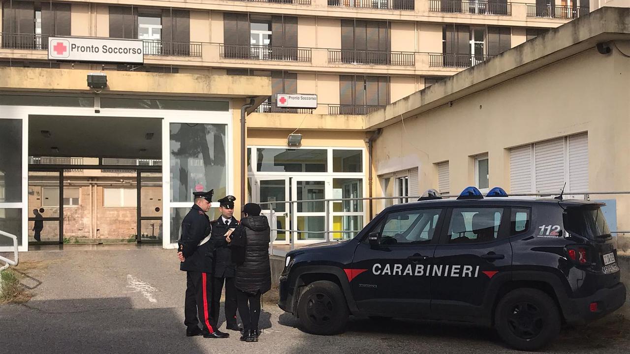 Carbonia, rapinatrice scalza individuata dai carabinieri 