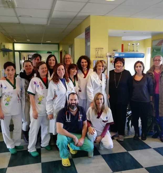 Bruco Baleno dona la lampada per l’ittero al reparto di pediatria 