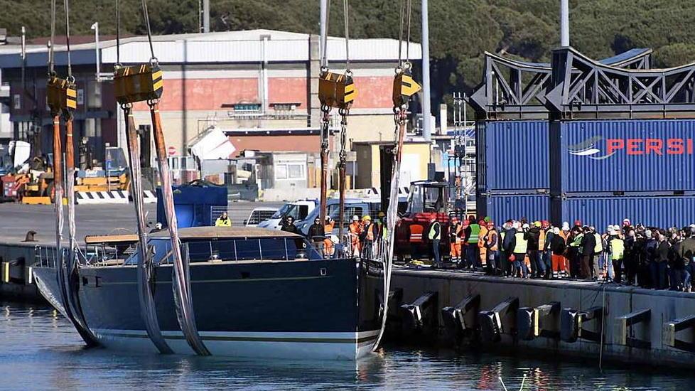 Il Kauris IV appena tocca acqua