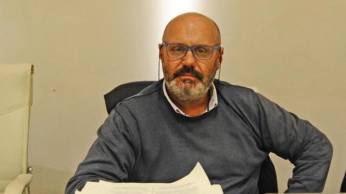 Il sindaco di Cecina pronto a lasciare il Pd, tentato da Italia viva