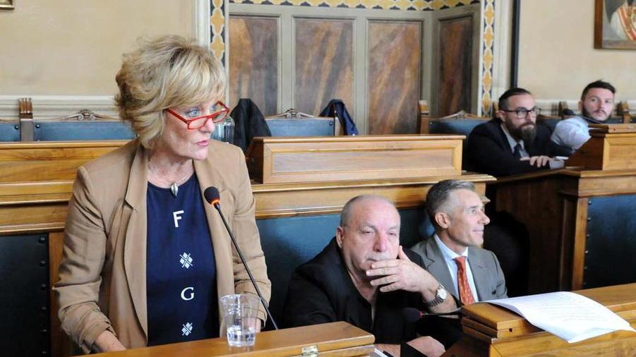 Poche sedute: «Gli atti si accumulano a danno delle minoranze»