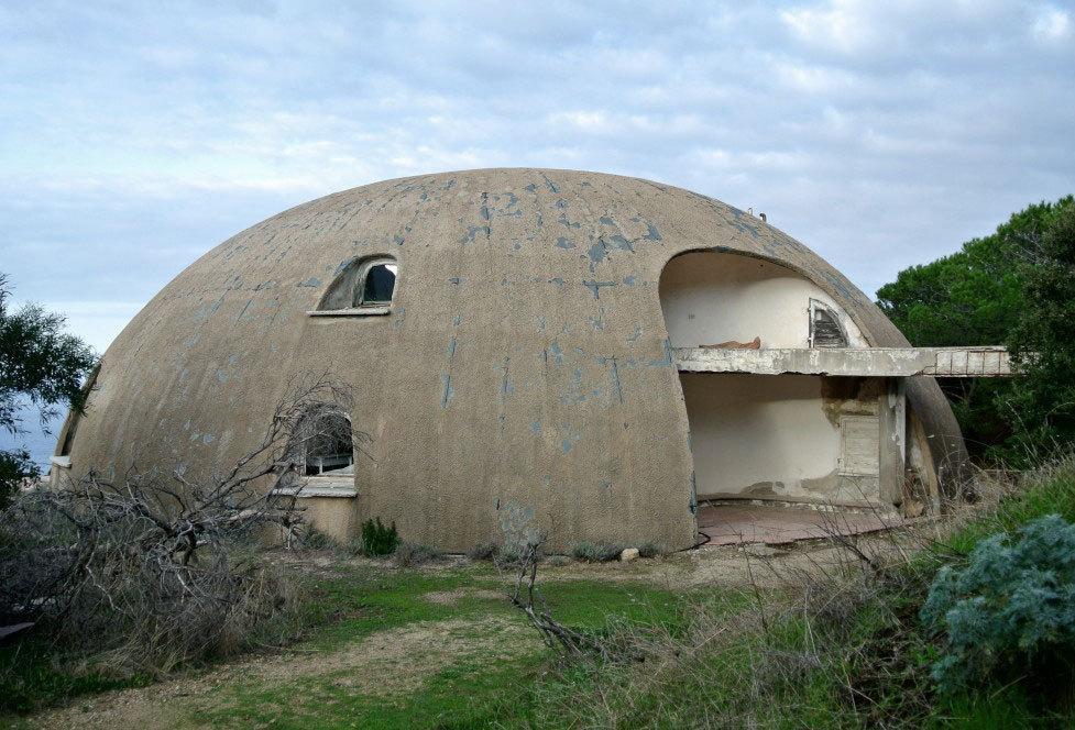 «Salviamo subito la villa sarda di Antonioni» 
