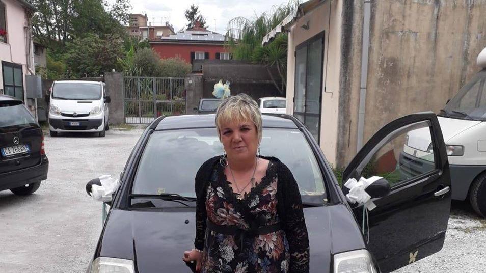 Sconfitta da un male, Avenza in lutto: muore a 44 anni
