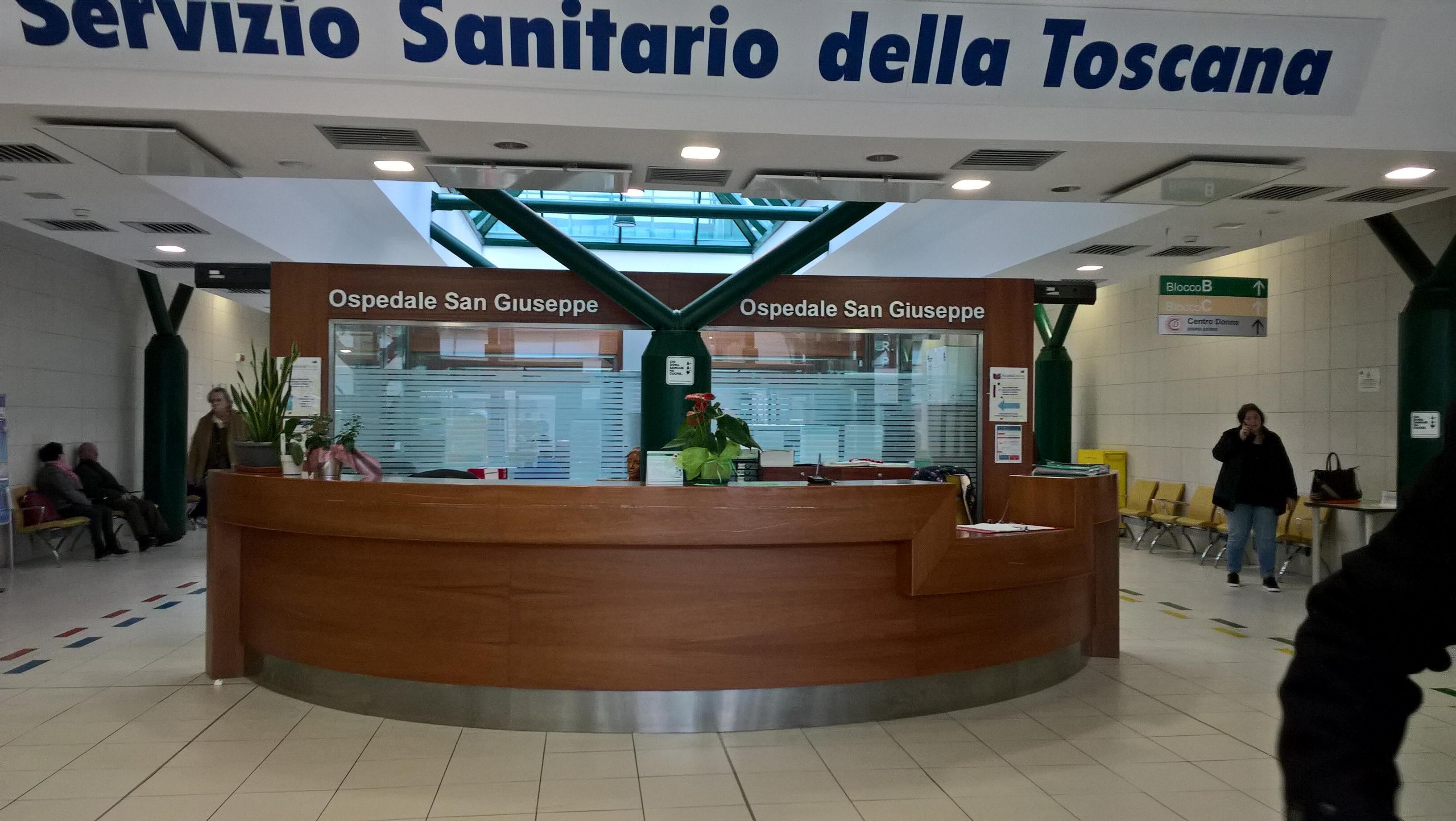 L'ingresso dell'ospedale San Giuseppe di Empoli