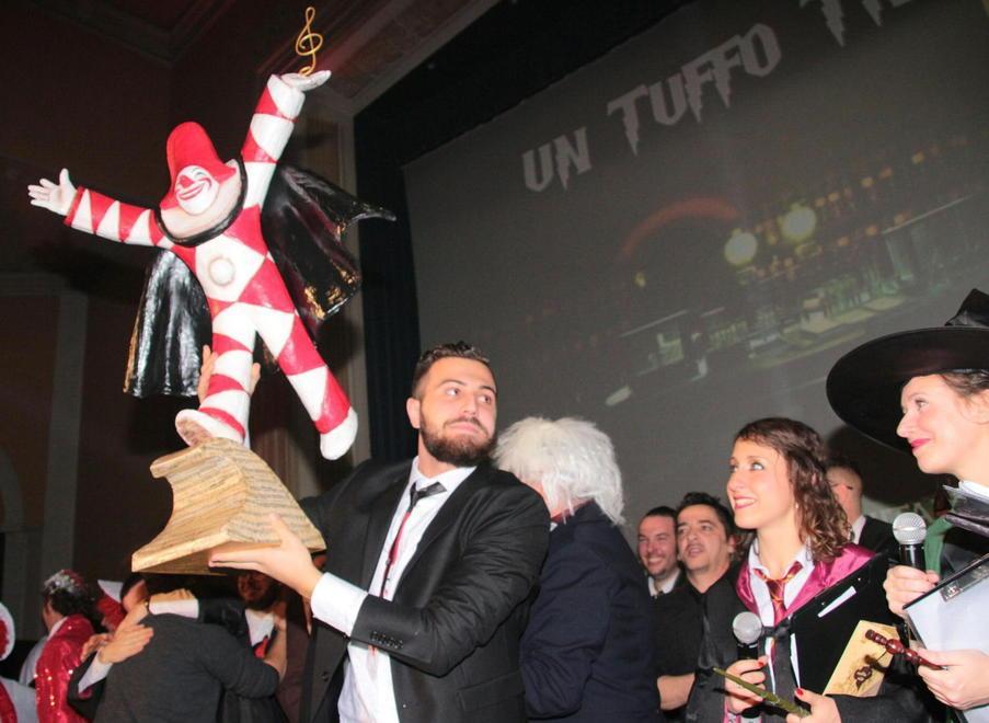 Il Burlamacco d’Oro a Staino e un omaggio fotografico a Totò 