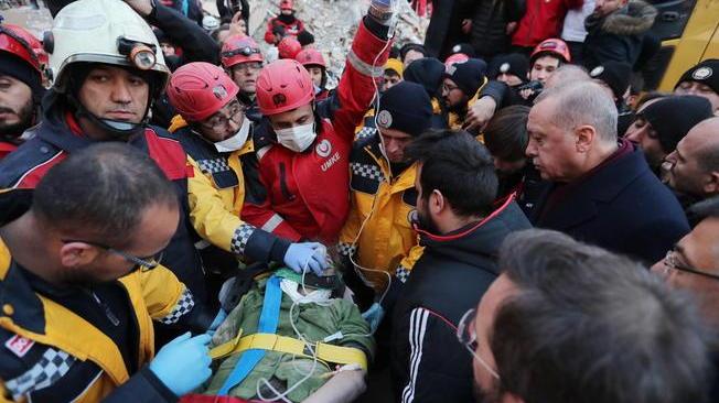 Terremoti: Turchia, 29 le vittime