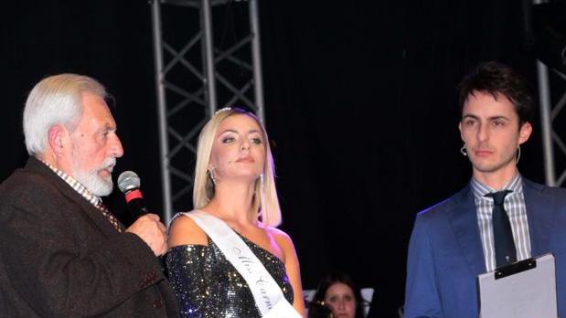 Teatro tutto esaurito per il gran finale dello Sprocco