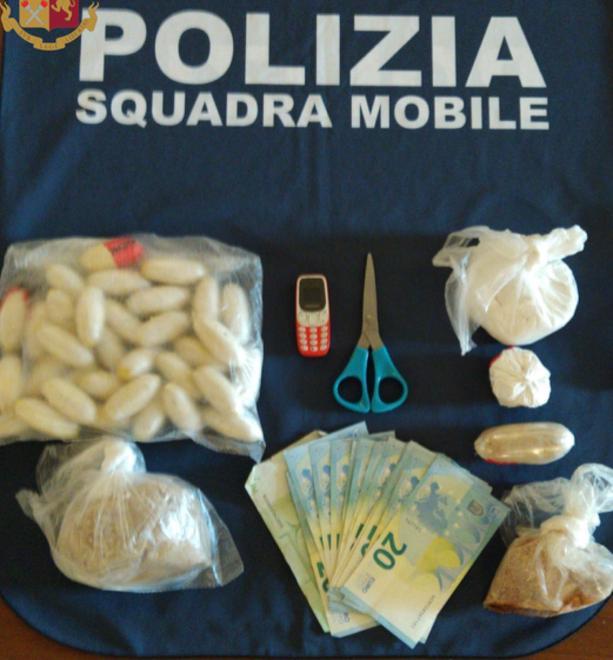 Bloccato 34enne Nascondeva un chilo di eroina