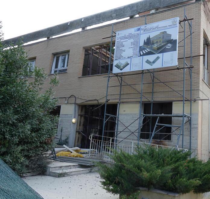 Distretto di via del Mare, lavori sempre fermi. L'Asl: «Ma sarà pronto tra due anni» 