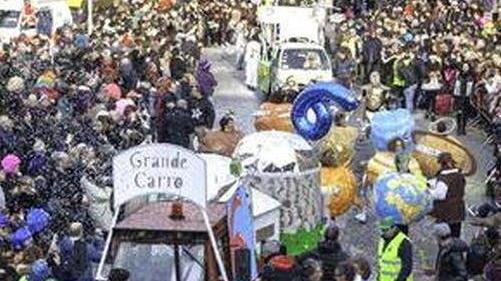 Carnevale, sui pullman e in radio la pubblicità della terza edizione