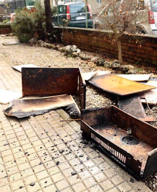 Fiamme nella cucina Soccorsa una donna