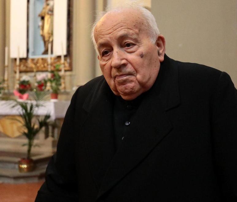 Stabbia piange la scomparsa di don Joe Lucchesi 