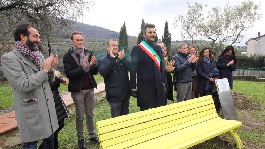 Verità per Giulio Regeni le “panchine gialle” inaugurate in 6 comuni