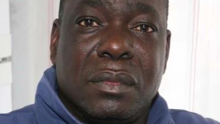 Il papà in lacrime «Vogliamo sapere perché è morta la nostra bambina»