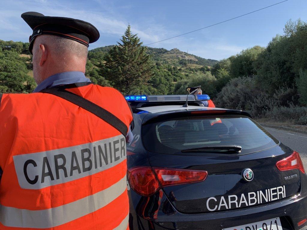 Una pattuglia dei carabinieri, immagini di repertorio