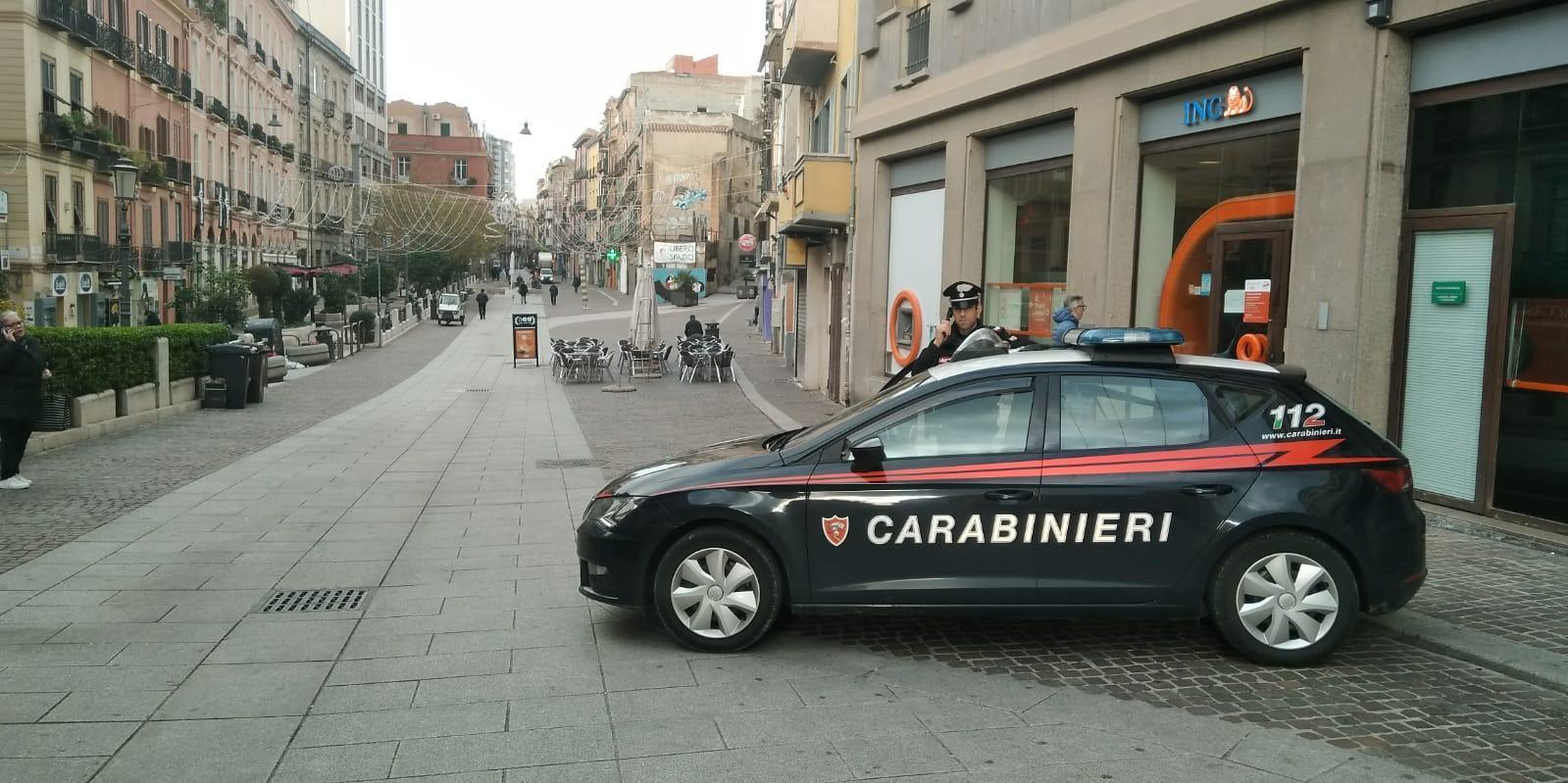 Cagliari, ladra seriale compie due furti in due giorni: denunciata